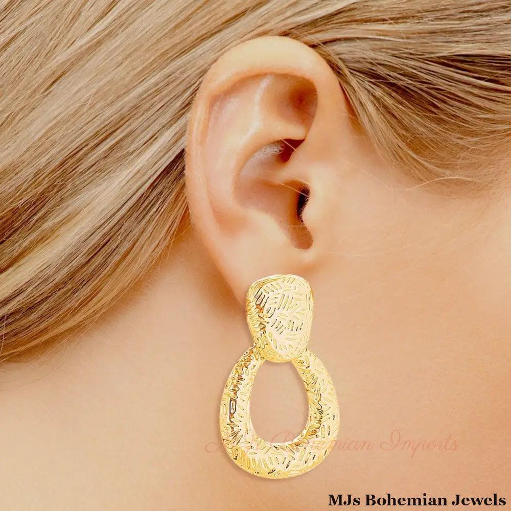 Dangle 14K Gold Small Scratch Drop Earrings Women