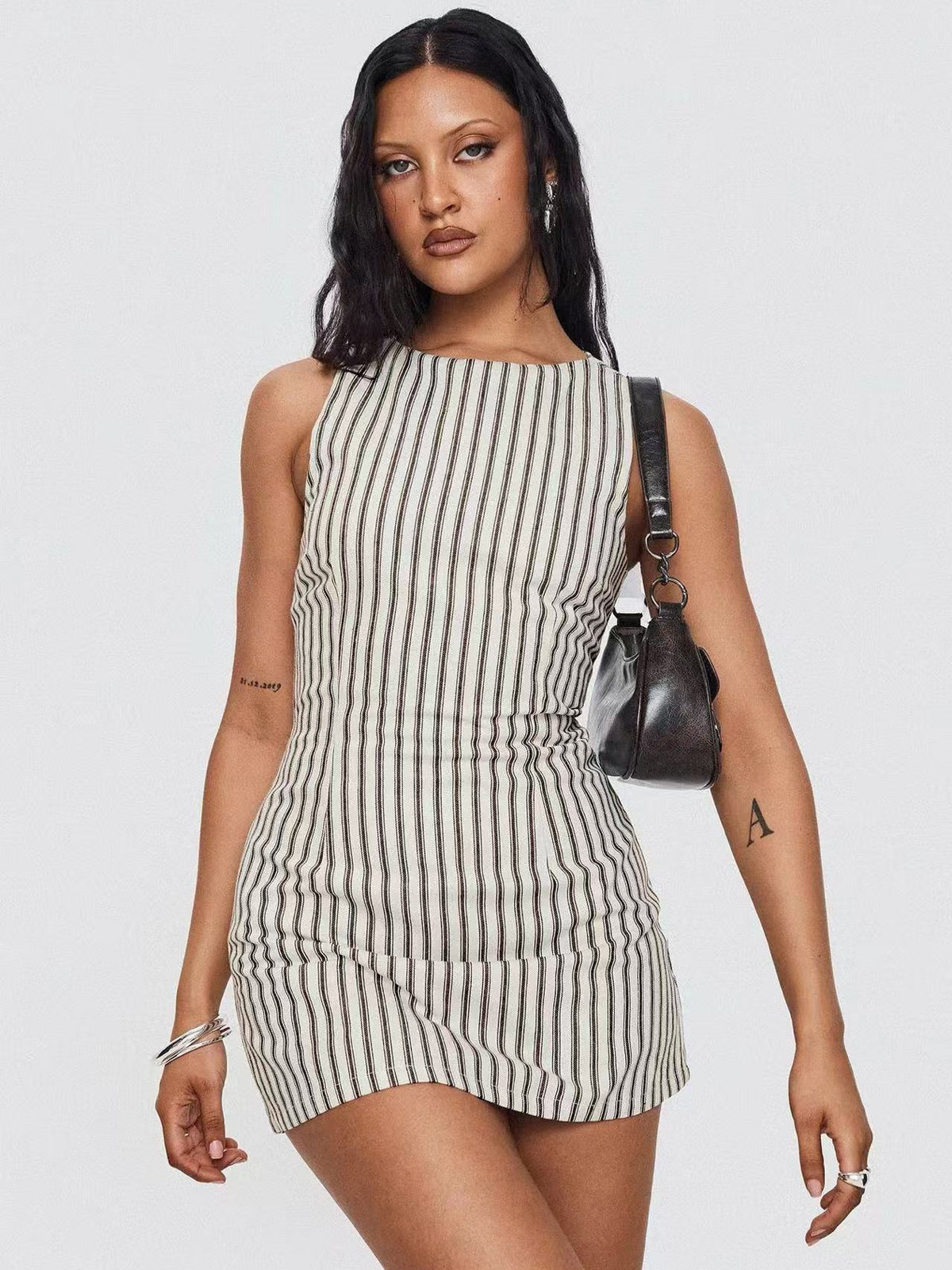 Striped Print Sleeveless Crew Neck Dress