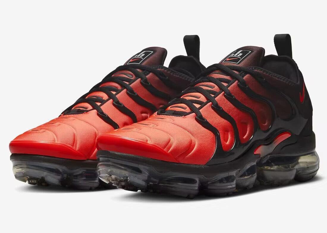 Nike Air VaporMax Plus &