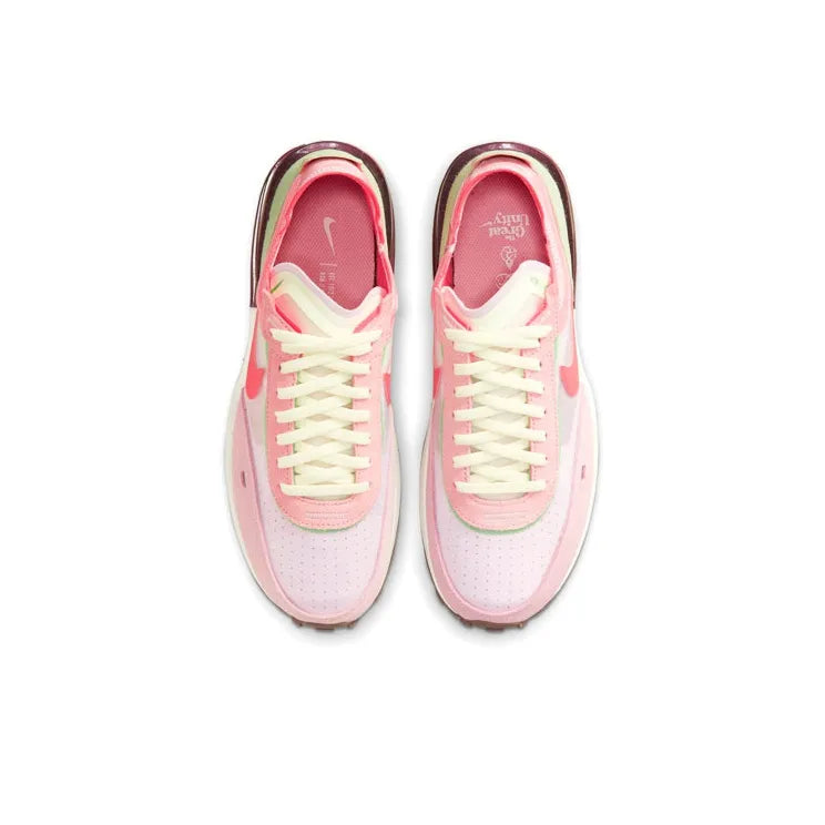 Nike Waffle One &