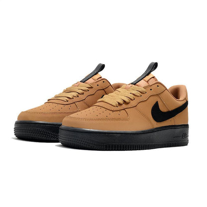 Nike Air Force 1 &