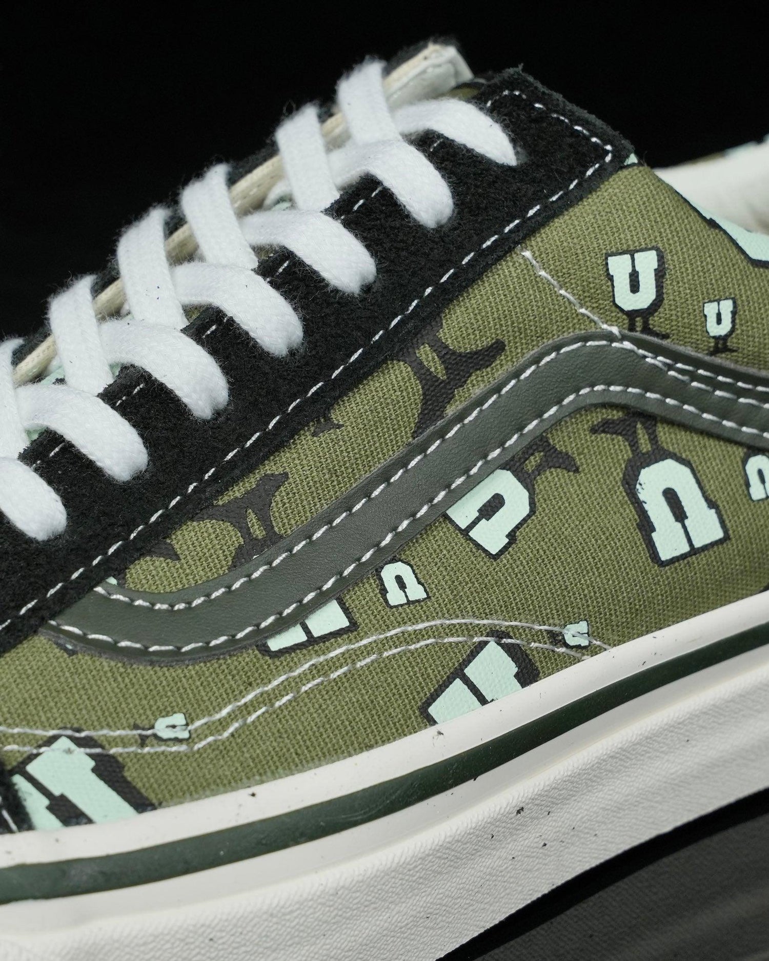 UNDEFEATED x Vans U-Man &
