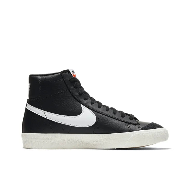 Nike Blazer Mid &