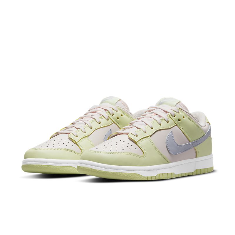 Nike Dunk Low &