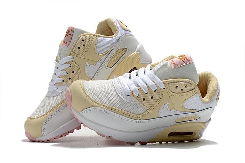 Nike Air Max 90 &