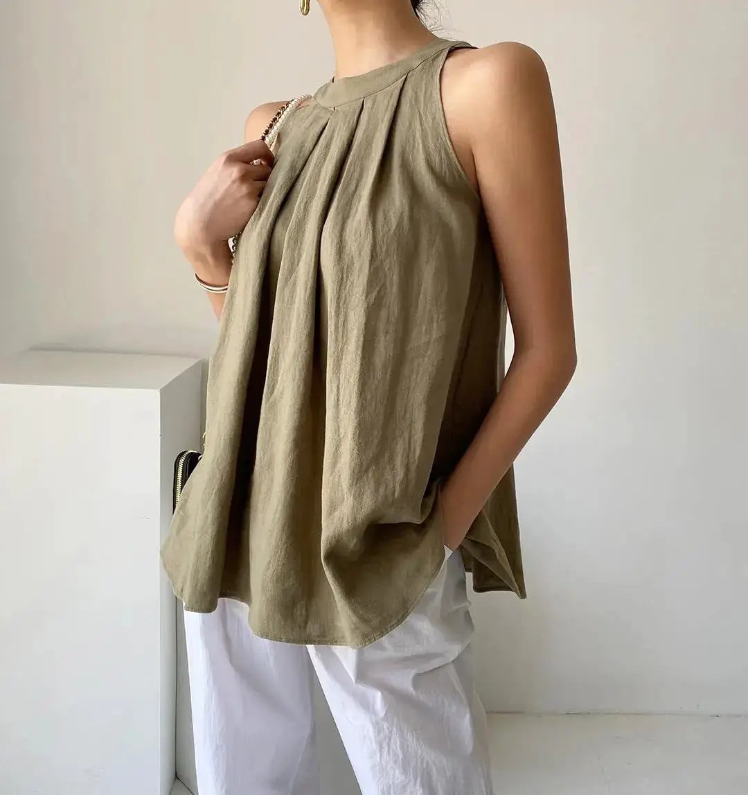 Retro Skin-friendly Pleated Camisole by Dropshipman