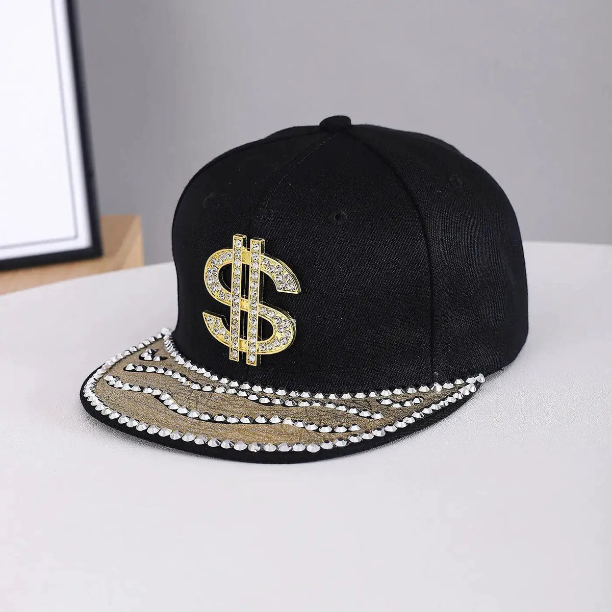 Suitable For Both Men And Women, This Metal Stud Jewelry Features A Wave-shaped Set Of Diamonds. The Hat Has A Flat Brim And Is Perfect For Individualized Outfits. by Dropshipman
