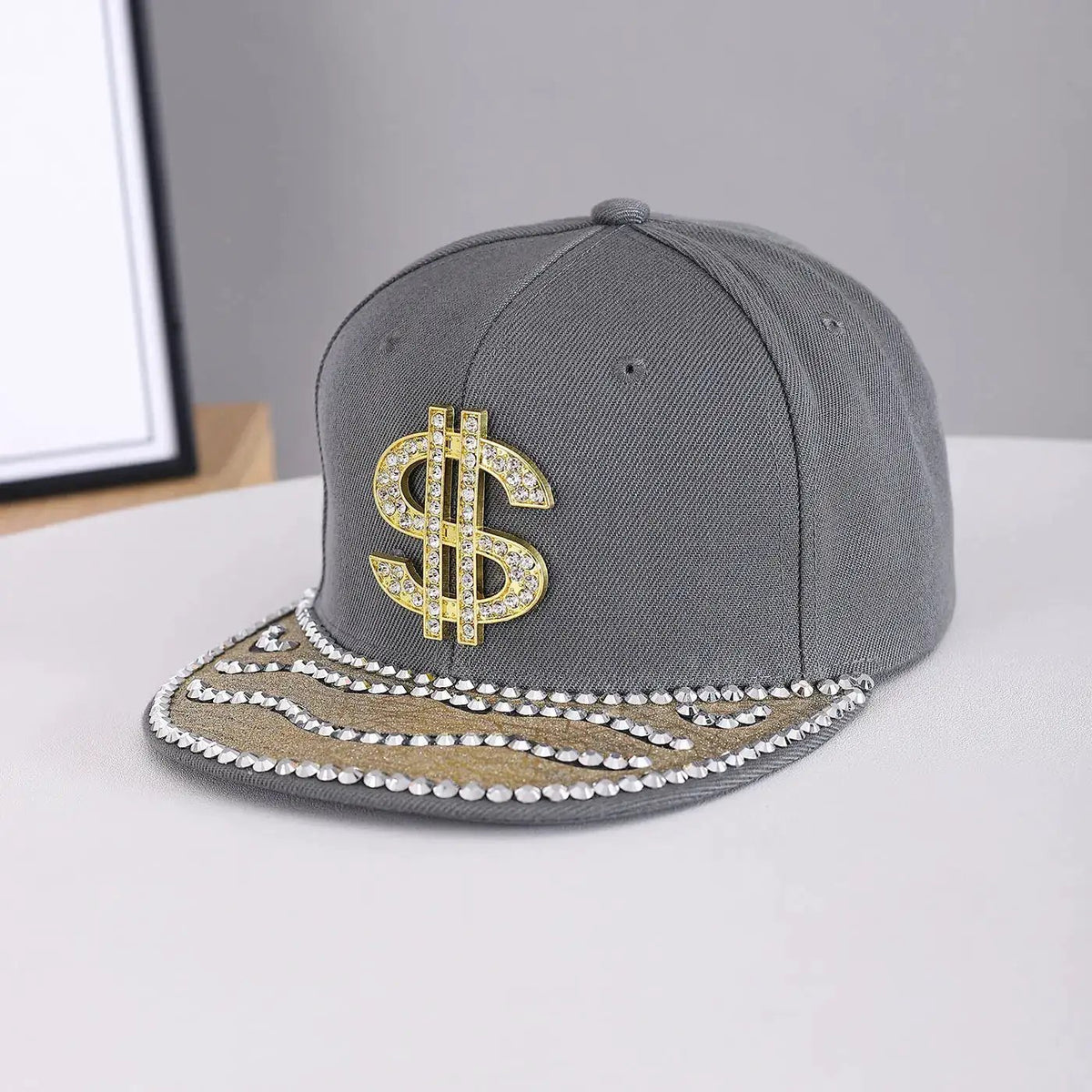 Suitable For Both Men And Women, This Metal Stud Jewelry Features A Wave-shaped Set Of Diamonds. The Hat Has A Flat Brim And Is Perfect For Individualized Outfits. by Dropshipman