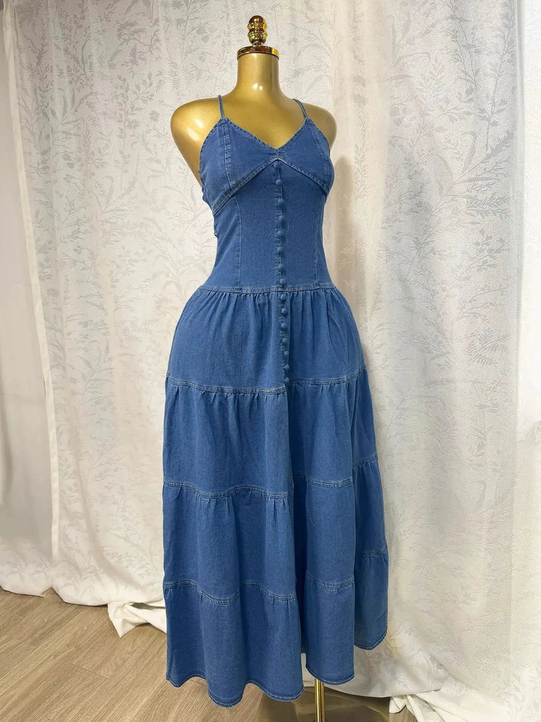 Fashionable V-neck Strapless Backless Denim Dress With Tie Detailing by Dropshipman