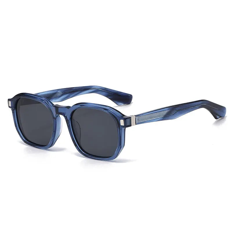 Simple fashion outdoor sunscreen sunglasses by Dropshipman with black frames and dark tinted lenses.