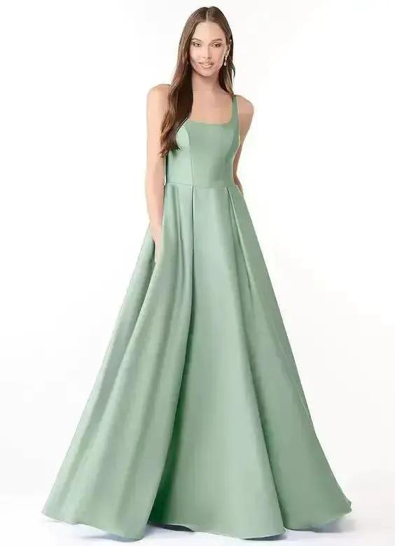 Evening Gown With Straps For Western Banquets by Dropshipman