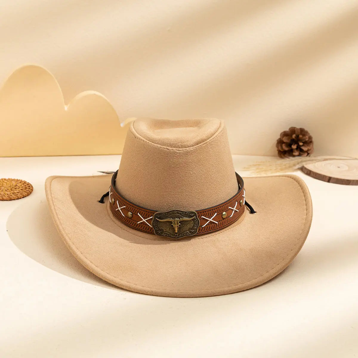 Dropshipman khaki summer sun hat with metal buckle, cross-stitch design, Western retro style for men and women outdoor fashion accessory.