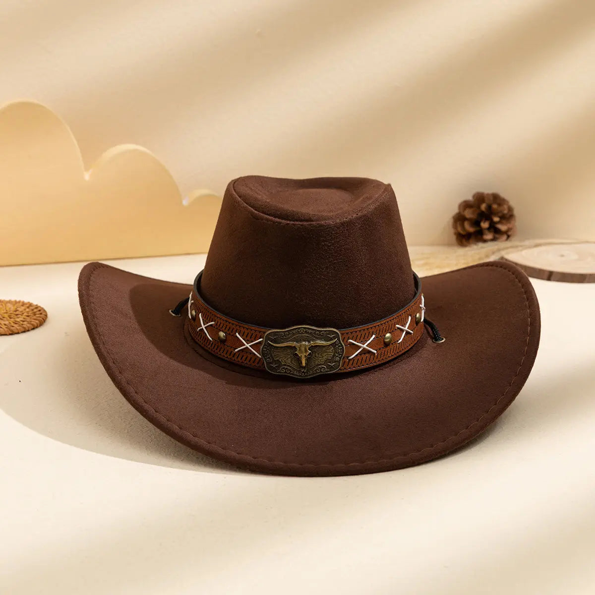 Dropshipman khaki summer sun hat for men and women with metal buckle, cross-stitch design, Western retro style, outdoor fashion accessory.