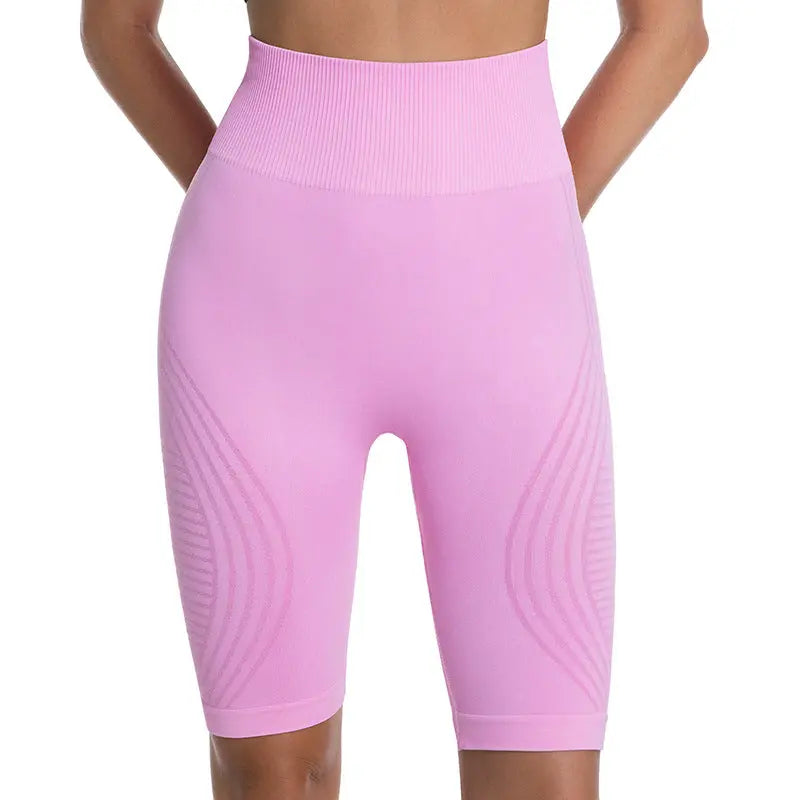 Sky blue Dropshipman butt-lifting and thigh-slimming five-point yoga pants for women showing a close-up of the fitted design