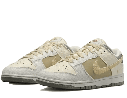 Nike Dunk Low &