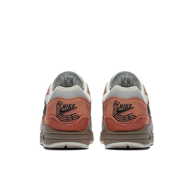 Nike Air Max 87 &