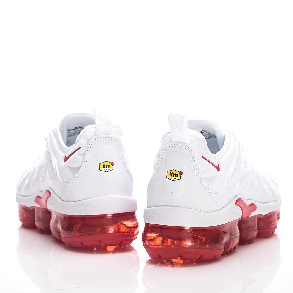 Nike Air VaporMax Plus &