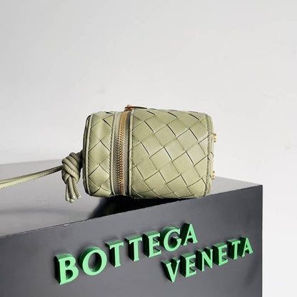 Bottega Veneta Small Vanity Case On Strap