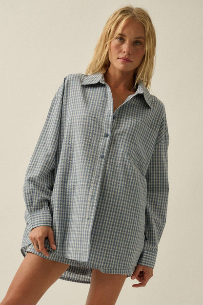 Plaid Textured Seersucker Oversize Button-Up Pocket Shirt: Chambray