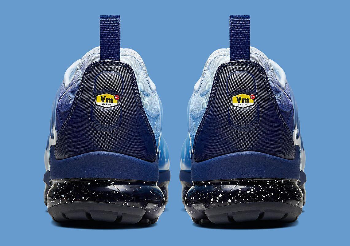 Nike Air VaporMax Plus &