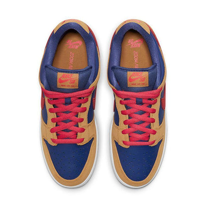 Nike SB Dunk Low &