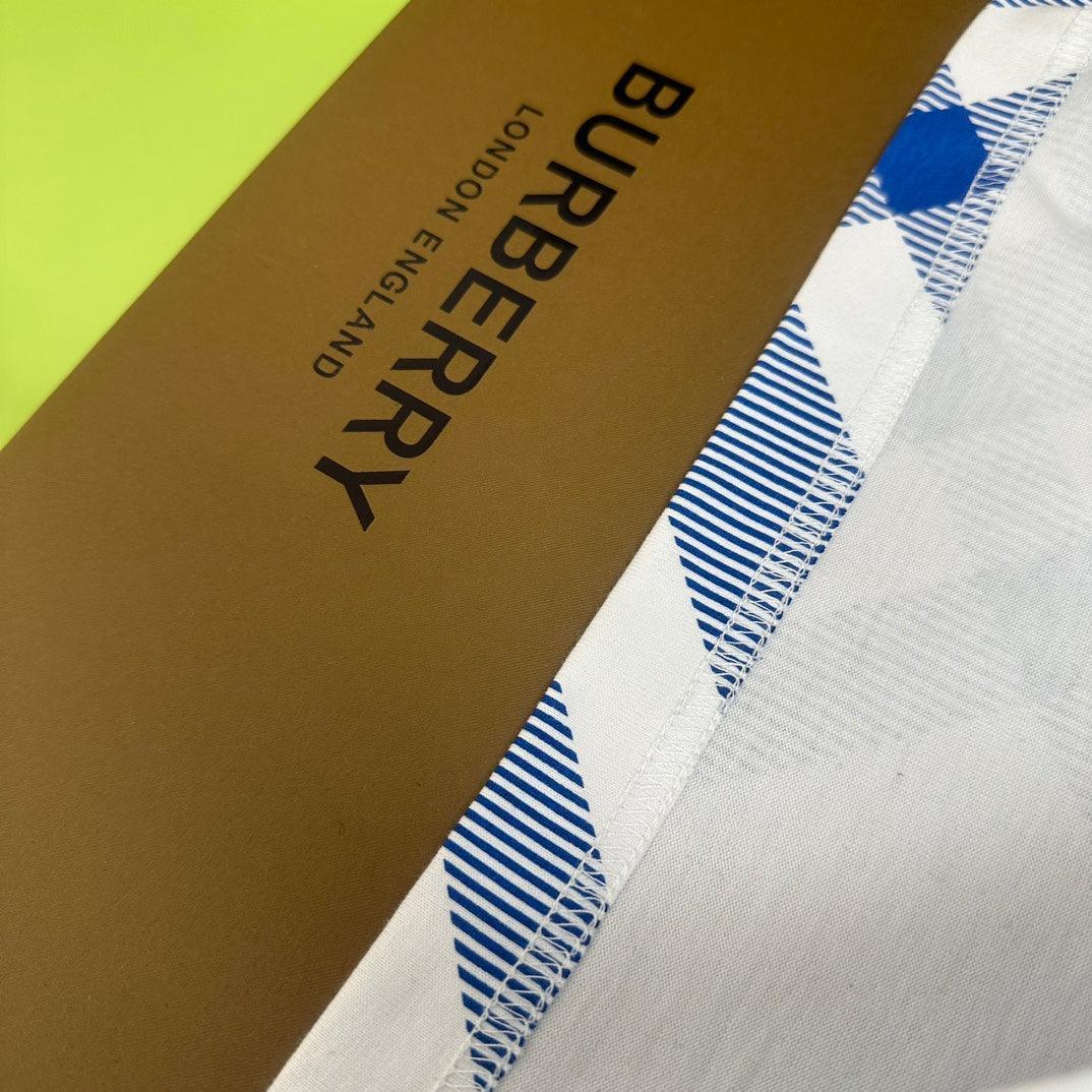 Burberry T-Shirt Without Collar &