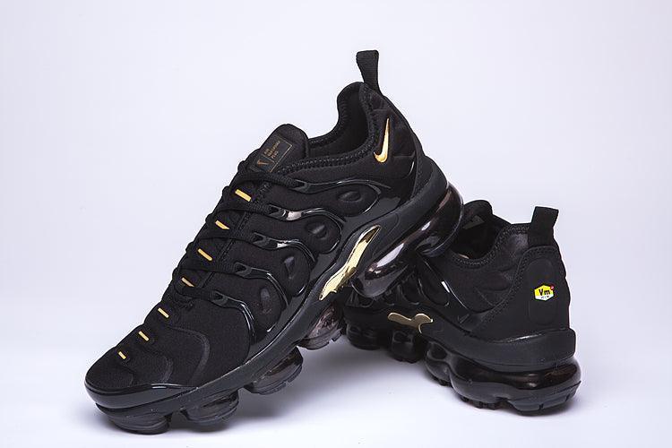 Nike Air VaporMax Plus &