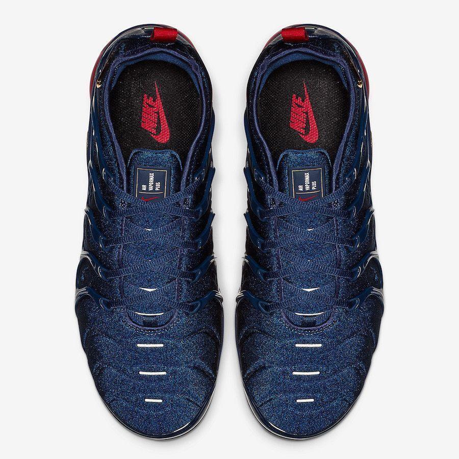 Nike Air VaporMax Plus &