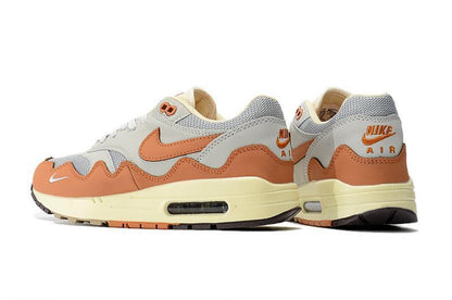 Air Max 87 &
