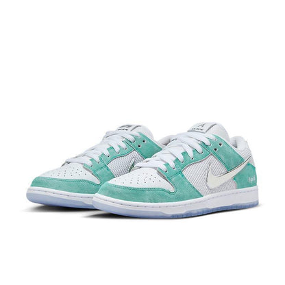 Nike SB Dunk Low April Skateboards - Turbo Green/Silver Sneakers