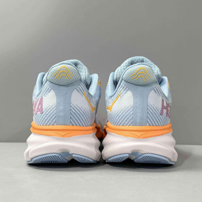 Hoka One One Clifton 9 &