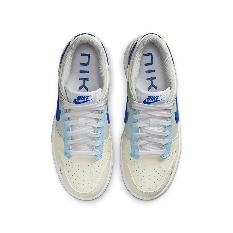 Nike Dunk Low &