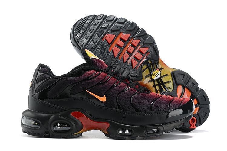 Nike Air Max Plus &