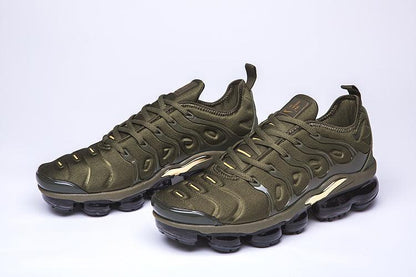 Nike Air VaporMax Plus &