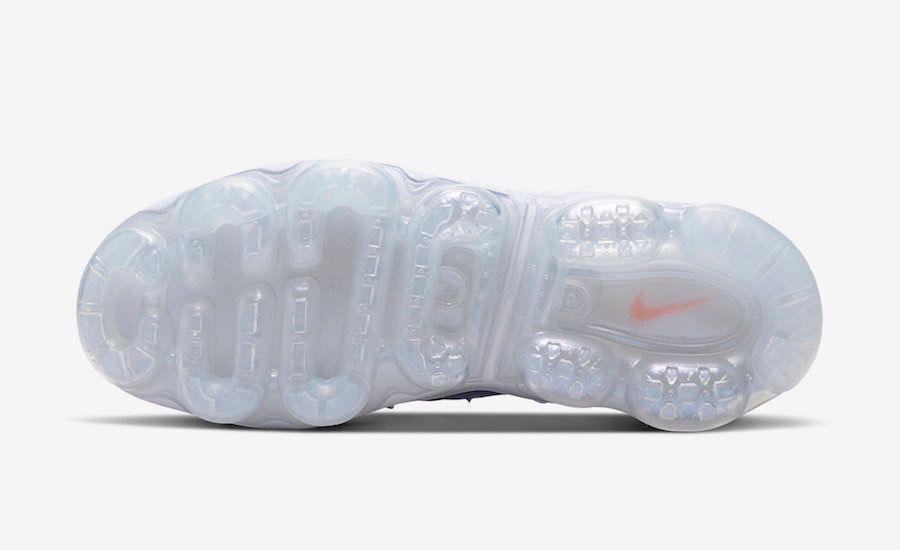 Nike Air VaporMax Plus &
