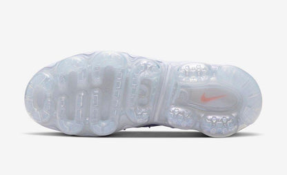Nike Air VaporMax Plus &