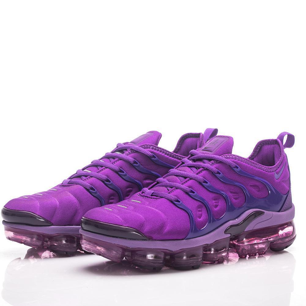 Nike Air Vapormax Plus &