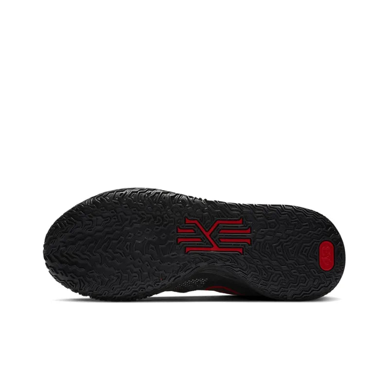Nike Kyrie 7 &