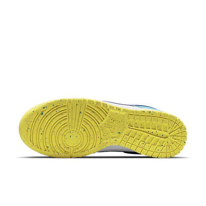 Nike Dunk Low &