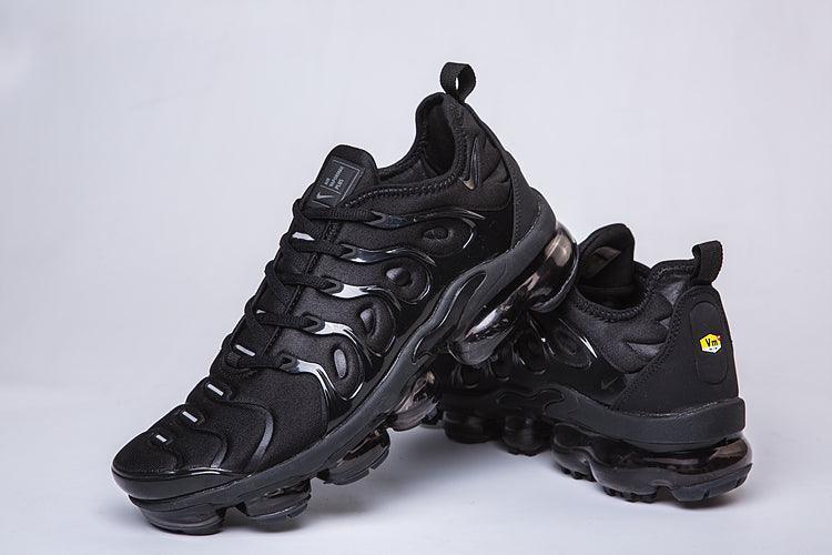 Nike Air VaporMax Plus Triple Black Sneakers – All-Day Comfort