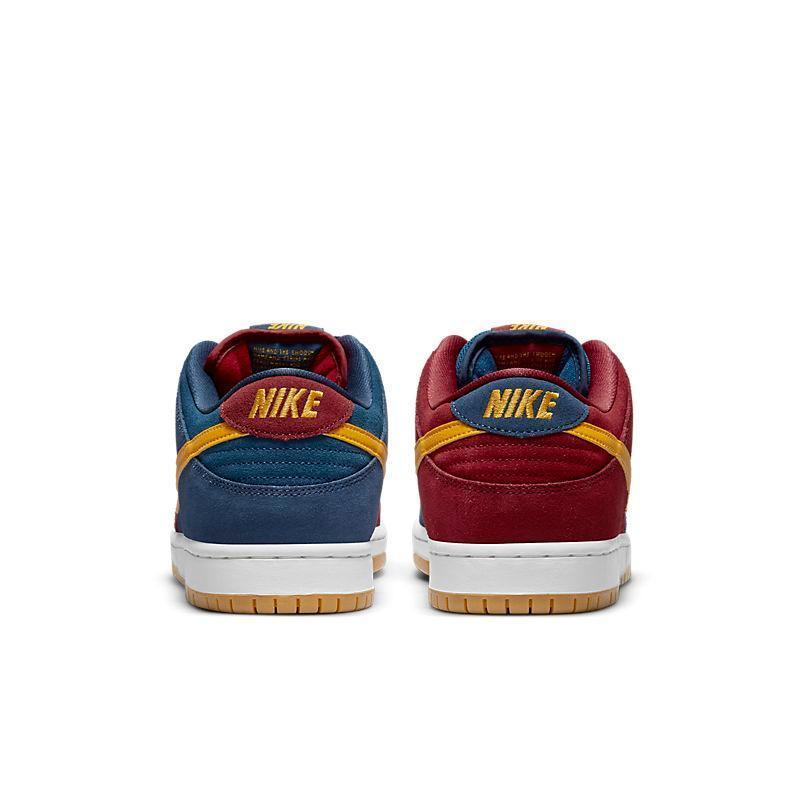 Nike SB Dunk Low &