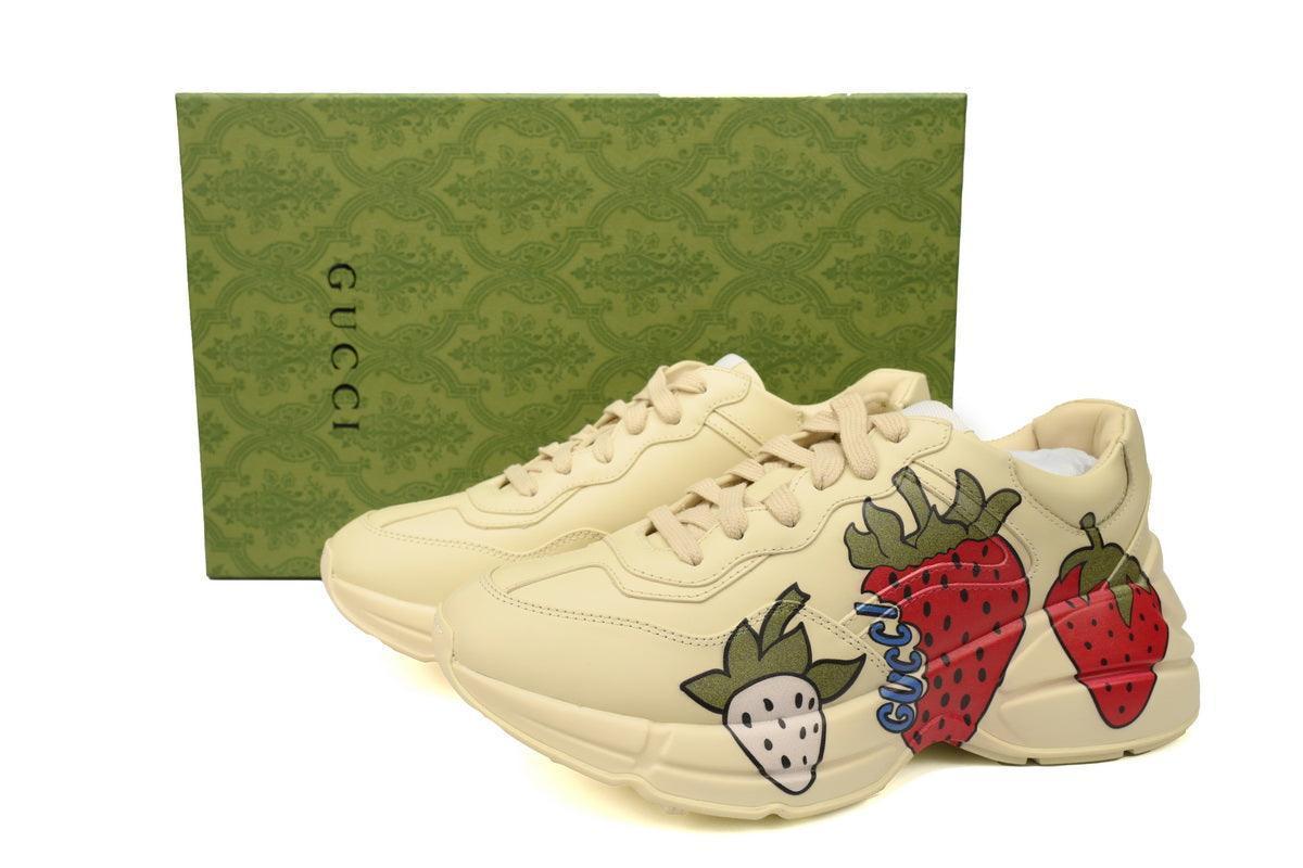Gucci &