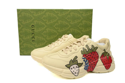 Gucci &