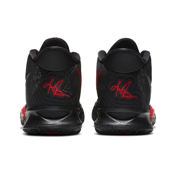 Nike Kyrie 7 &