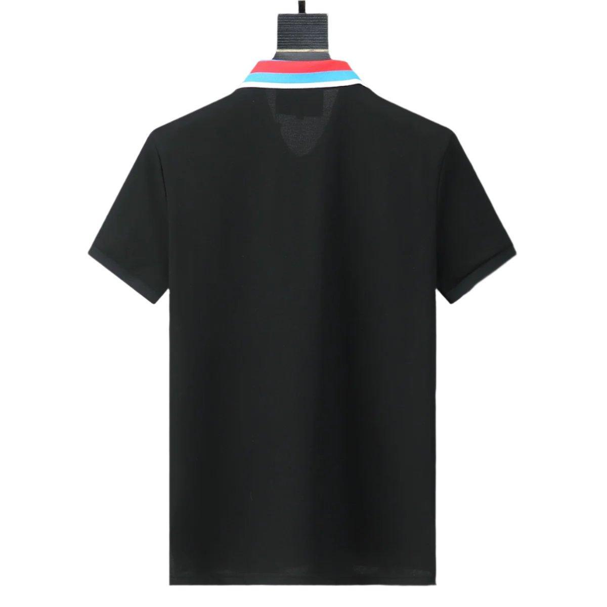 Gucci Black T-shirt with a collar