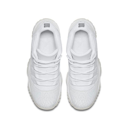 Air Jordan 11 Retro Low &