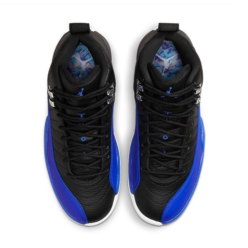 Air Jordan Retro 12 &