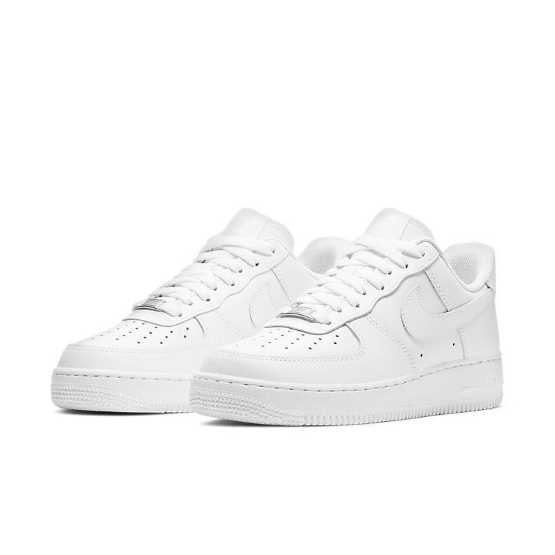 Nike Air Force 1 &