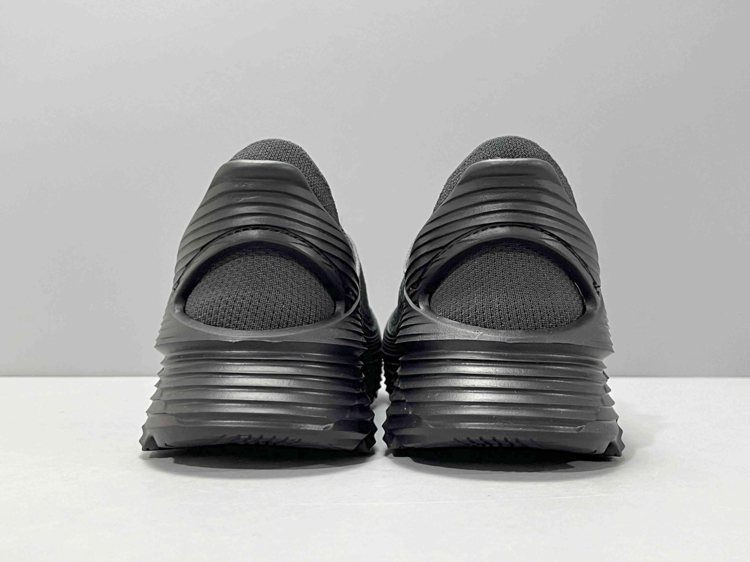 Hoka Restore TC &