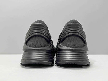 Hoka Restore TC &